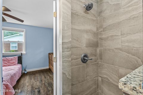 Tiny photo for 814 Edgewood Drive, Jacksonville, NC 28540 (MLS # 100538598)