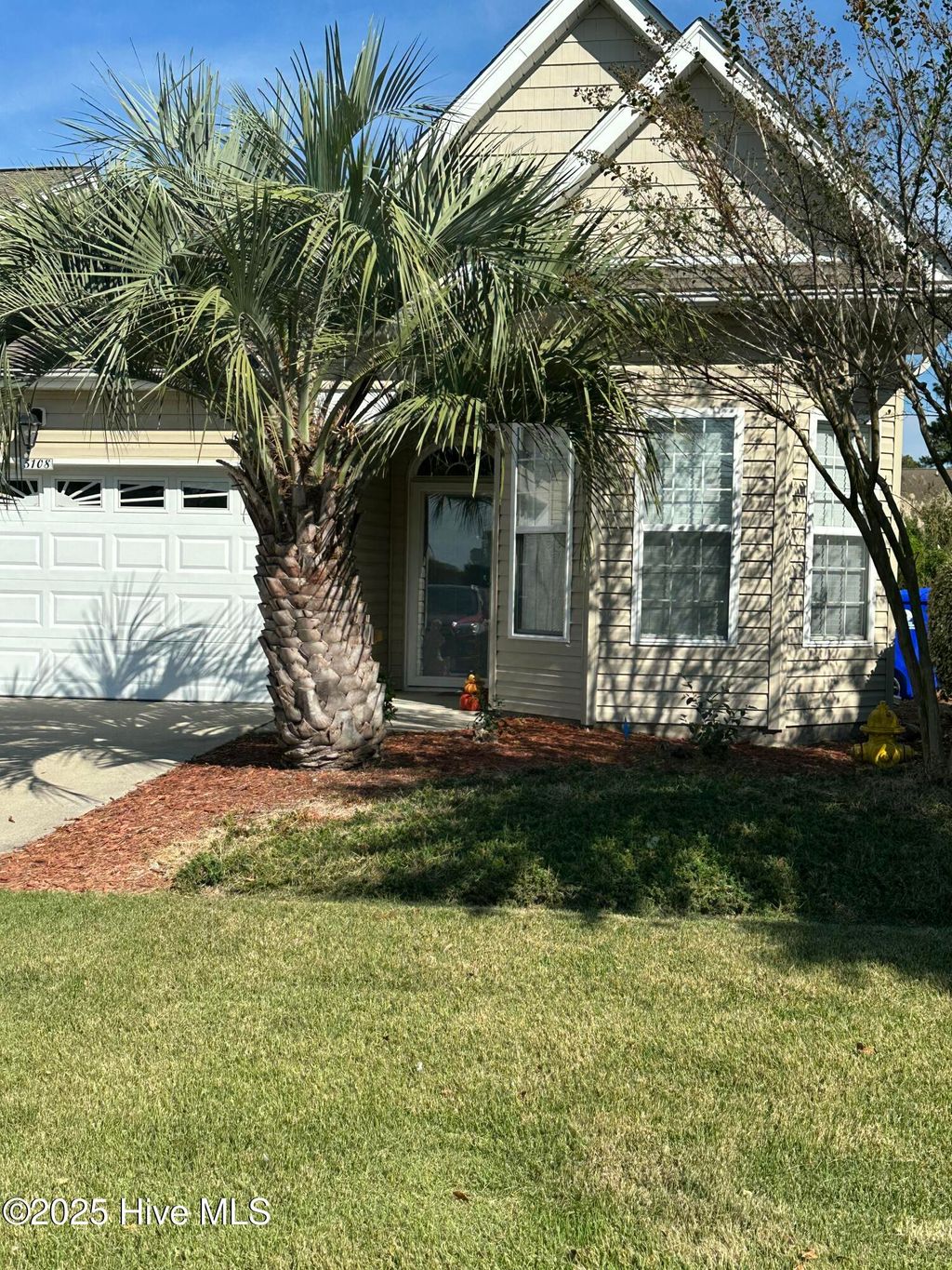 Photo of 5108 Elton Drive SE, Southport, NC 28461 (MLS # 100532854)