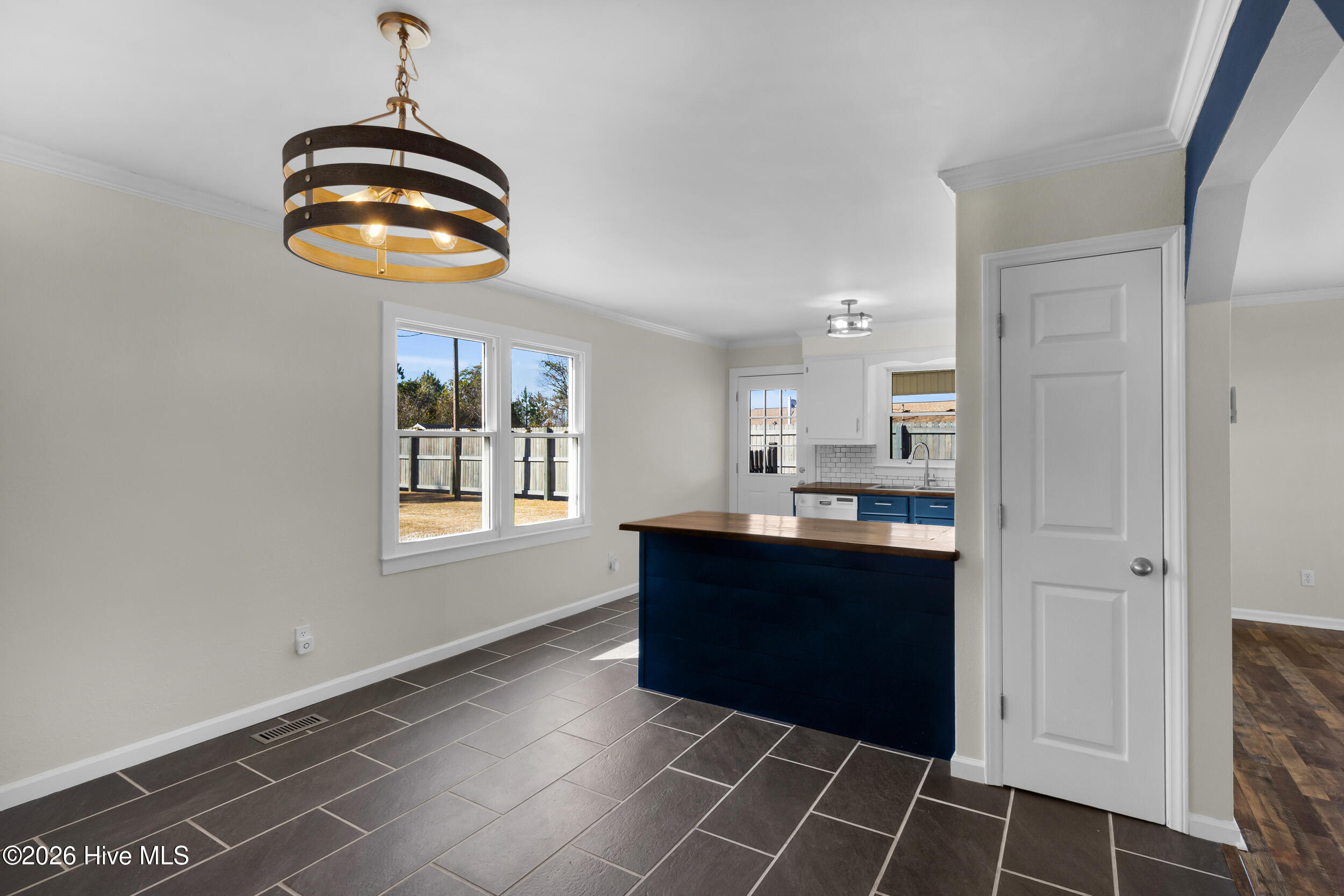 2135 Spring Garden Road