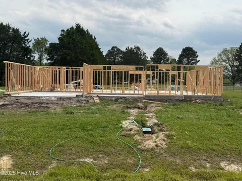 MLS: 100505815