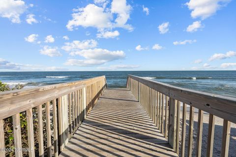 A home in North Topsail Beach