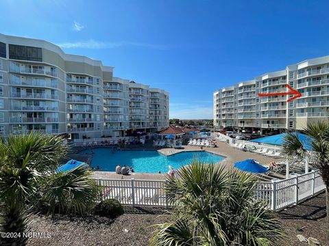 A home in North Topsail Beach