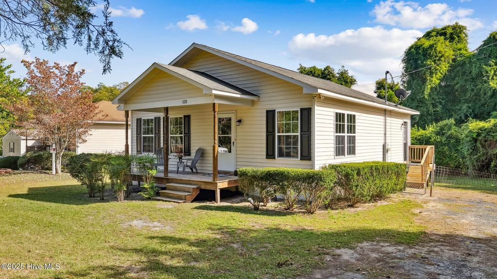 Photo of 131 N Hardin Street, Southern Pines, NC 28387 (MLS # 100538788)