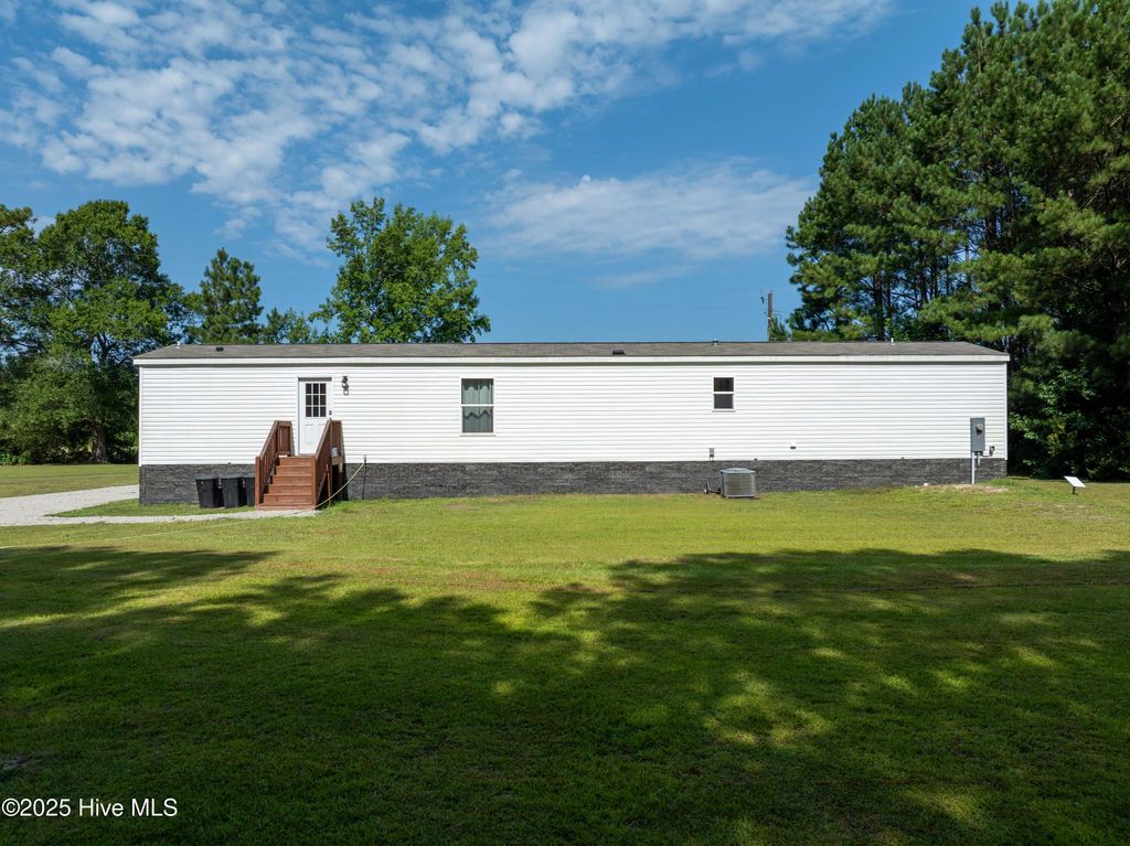 Photo of 9183 Nc 53, Burgaw, NC 28425 (MLS # 100520750)