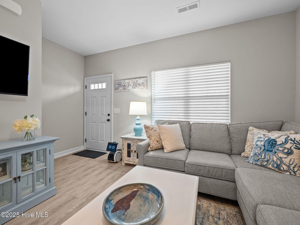 Photo of 44 Catalina Circle, Swansboro, NC 28584 (MLS # 100526711)