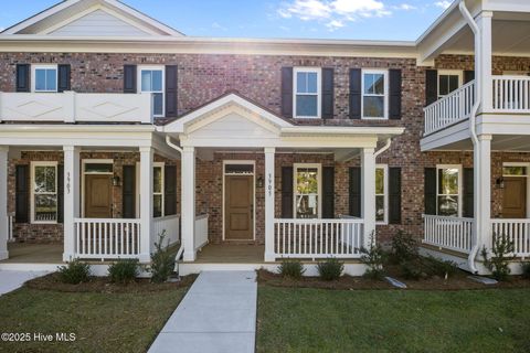 Photo of 3905 Harkers Way, New Bern, NC 28562 (MLS # 100538052)