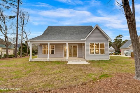 A home in Sneads Ferry