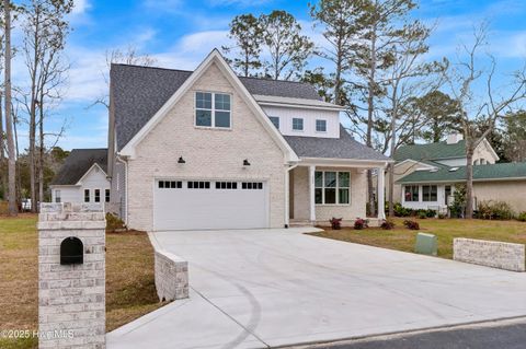 A home in Sneads Ferry