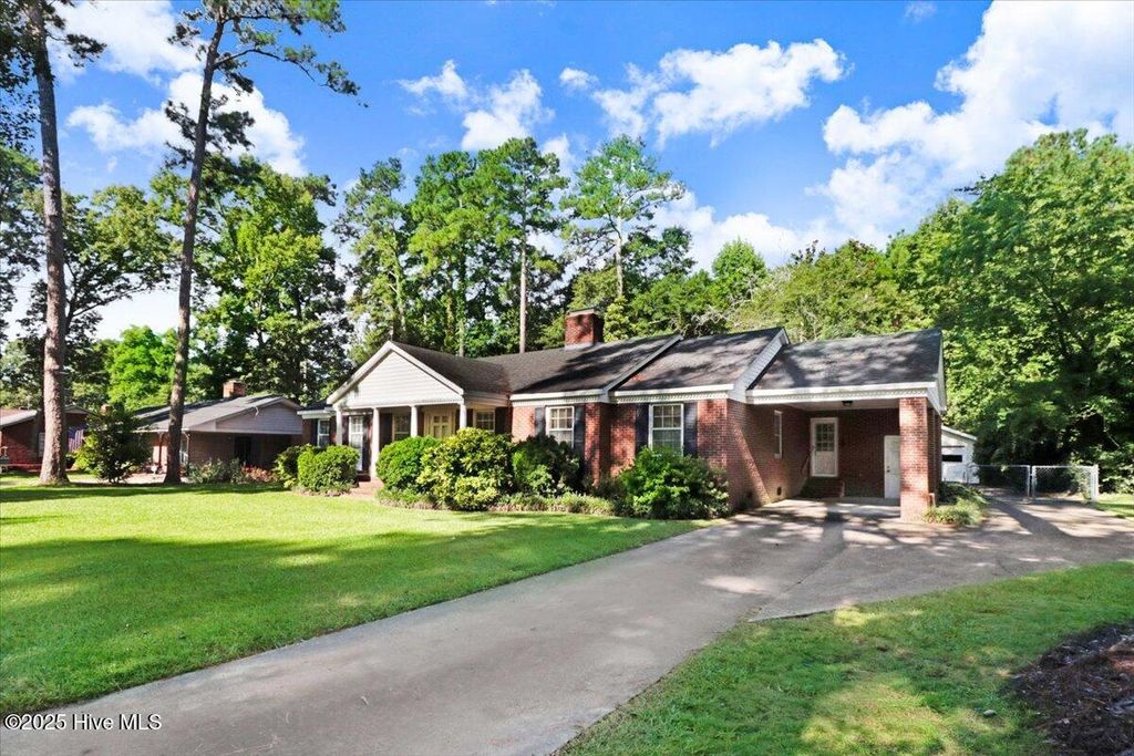 Photo of 2102 Hardee Road, Kinston, NC 28504 (MLS # 100522291)