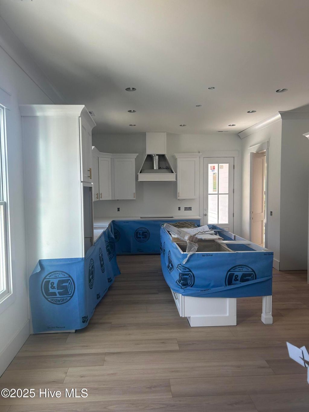 Photo of 5428 Edisto Drive, Wilmington, NC 28403 (MLS # 100531087)