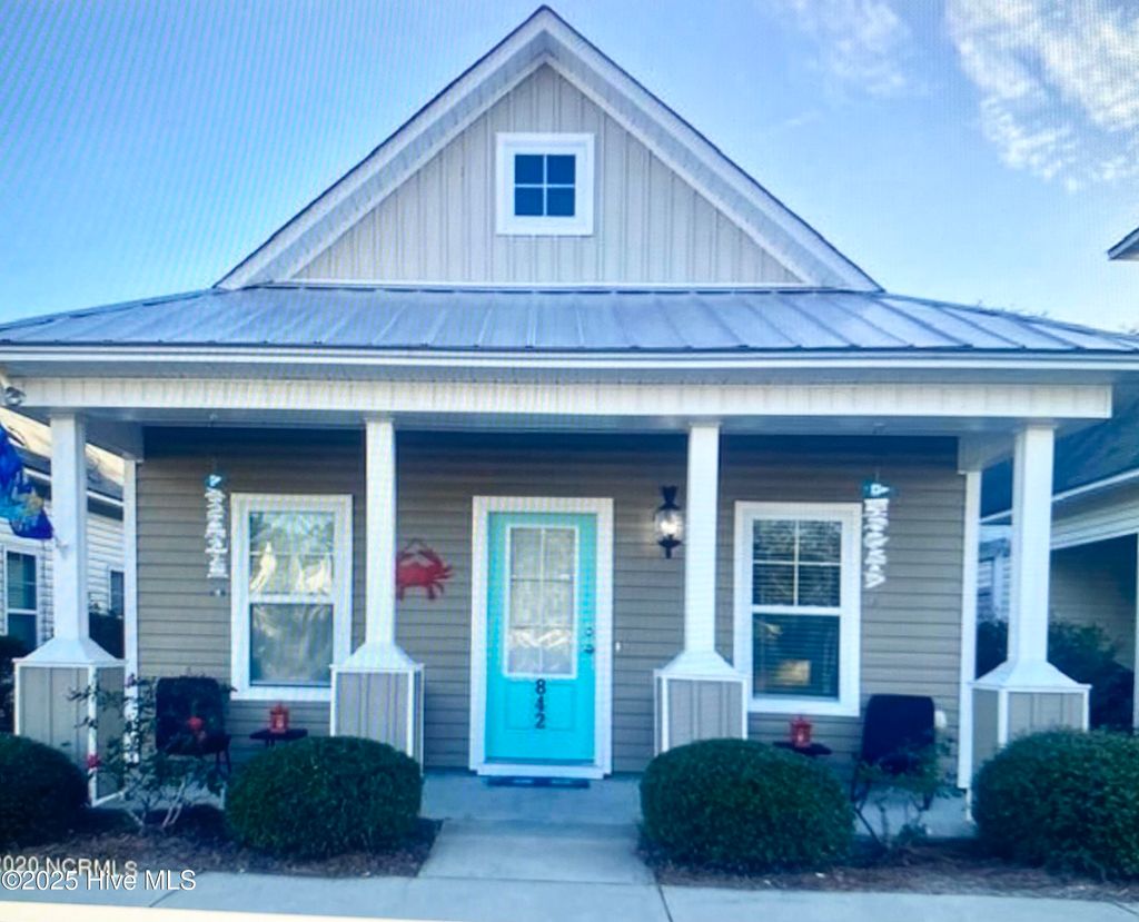 Photo of 842 Kiawah Lane, Wilmington, NC 28412 (MLS # 100538059)
