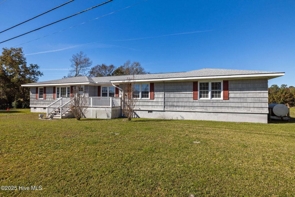 Photo of 2255 Highway 70, Beaufort, NC 28516 (MLS # 100542933)