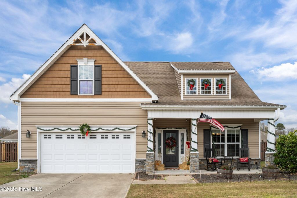 Photo of 228 Maidstone Drive, Richlands, NC 28574 (MLS # 100543355)