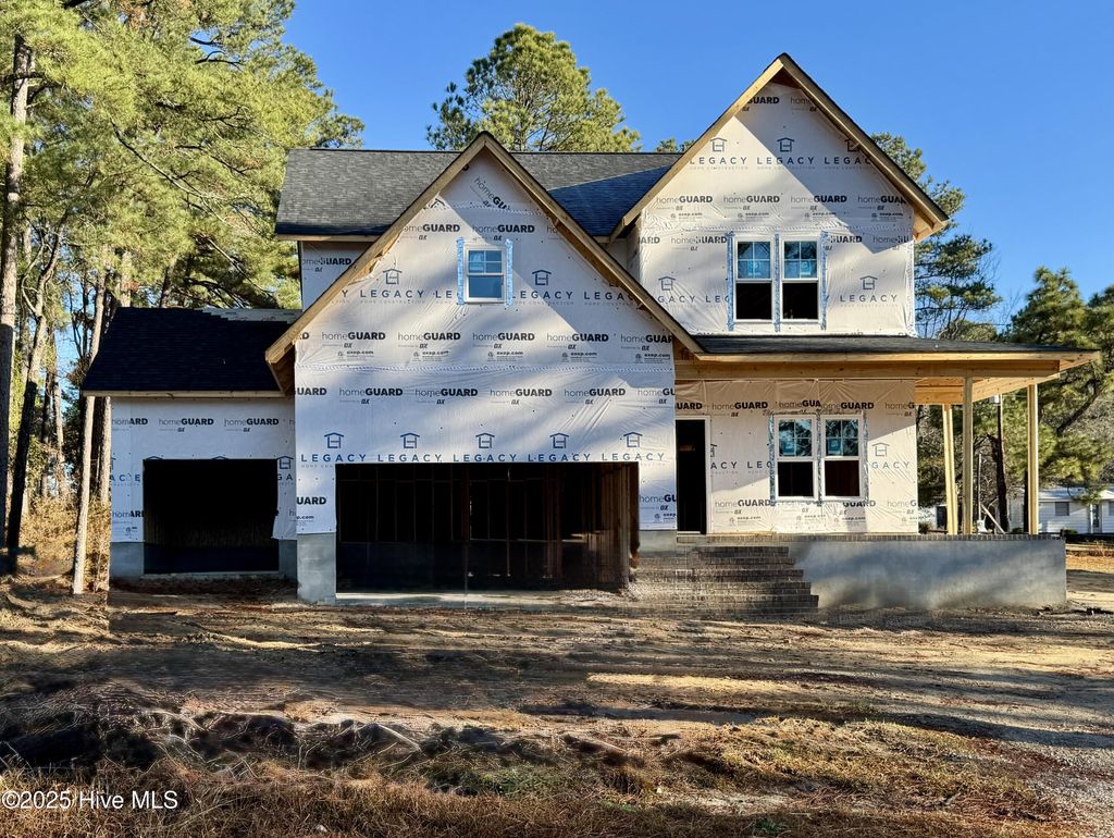 Photo of 124 Tower Street, Southern Pines, NC 28387 (MLS # 100543828)