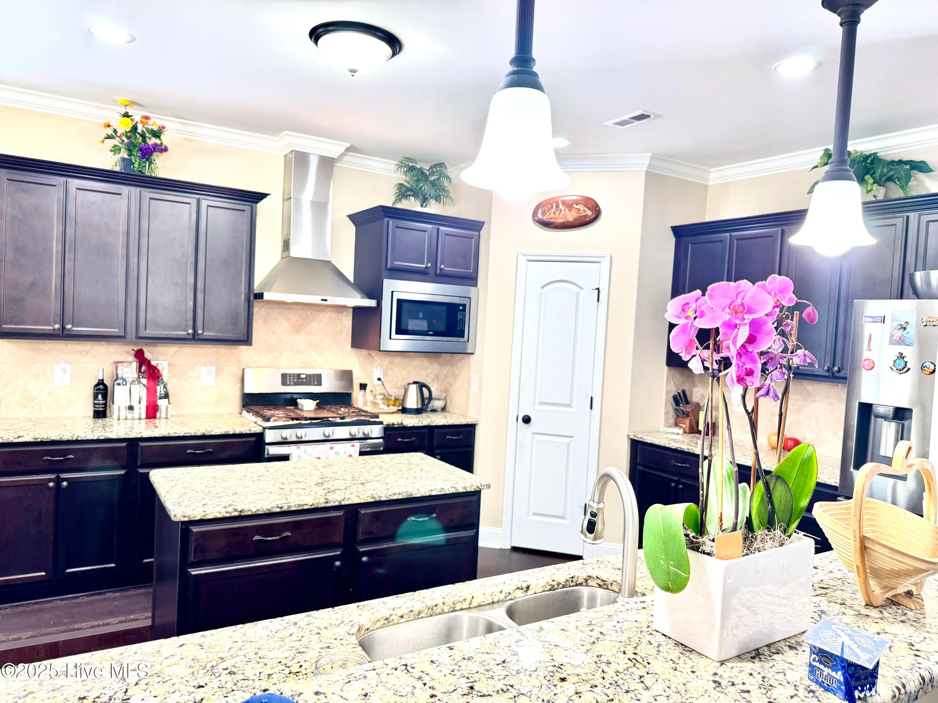 Winterville, North Carolina 28590, United States, 5 Bedrooms Bedrooms, ,3 BathroomsBathrooms,Residential,Active,148674