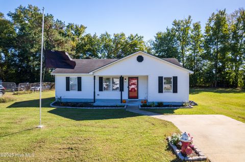 Photo of 810 Briarwood Road, Elizabeth City, NC 27909 (MLS # 100536999)