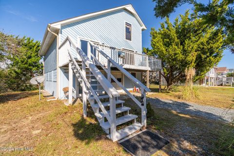 A home in Oak Island