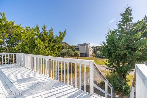 A home in Oak Island