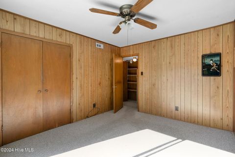 A home in Oak Island