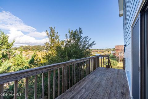 A home in Oak Island