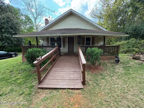 MLS: 100503037