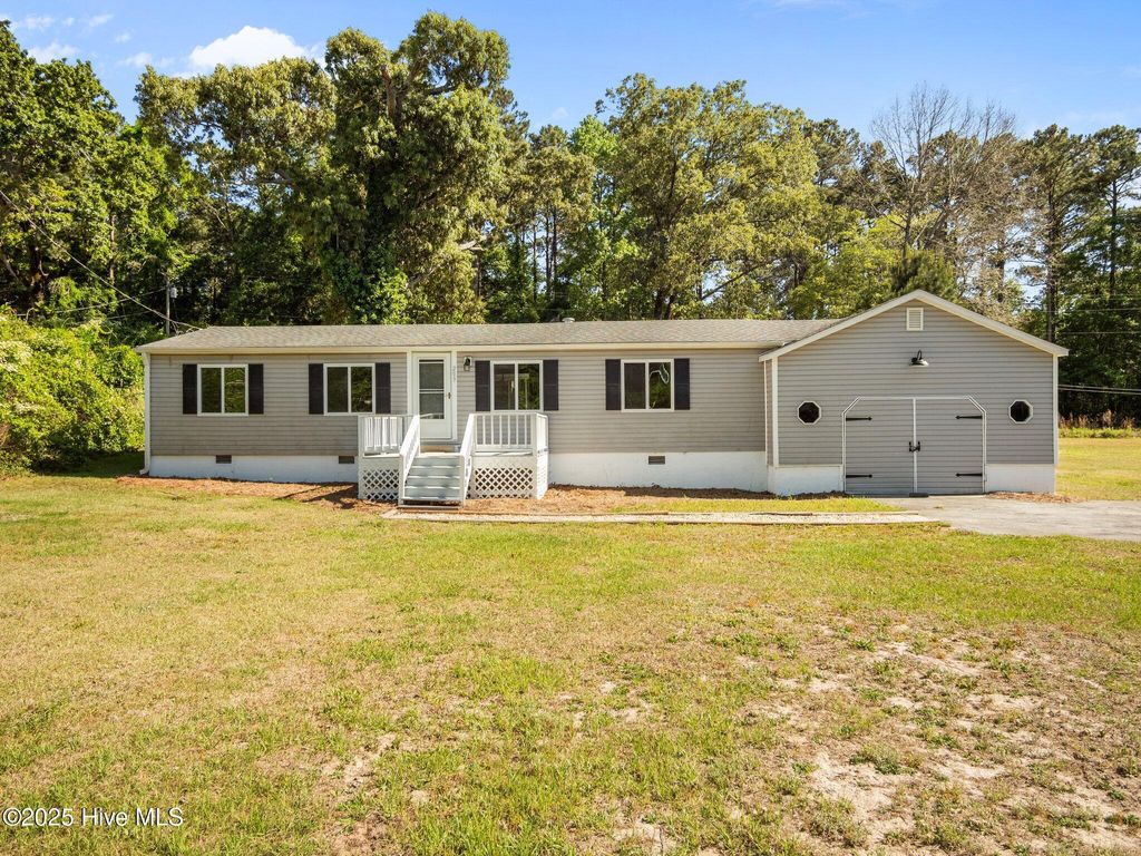 Photo of 203 Hidden Bay Drive, Cedar Point, NC 28584 (MLS # 100443213)