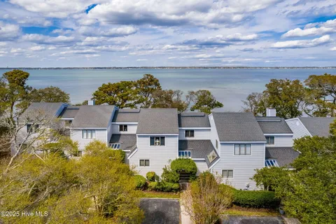 570 Coral Drive Unit R3, Pine Knoll Shores, NC 28512 - #: 100499138