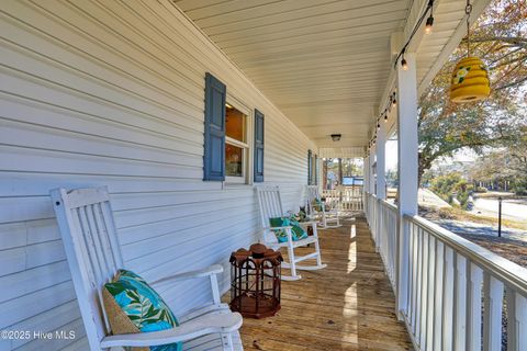 A home in Oak Island