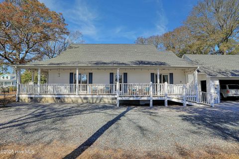 A home in Oak Island