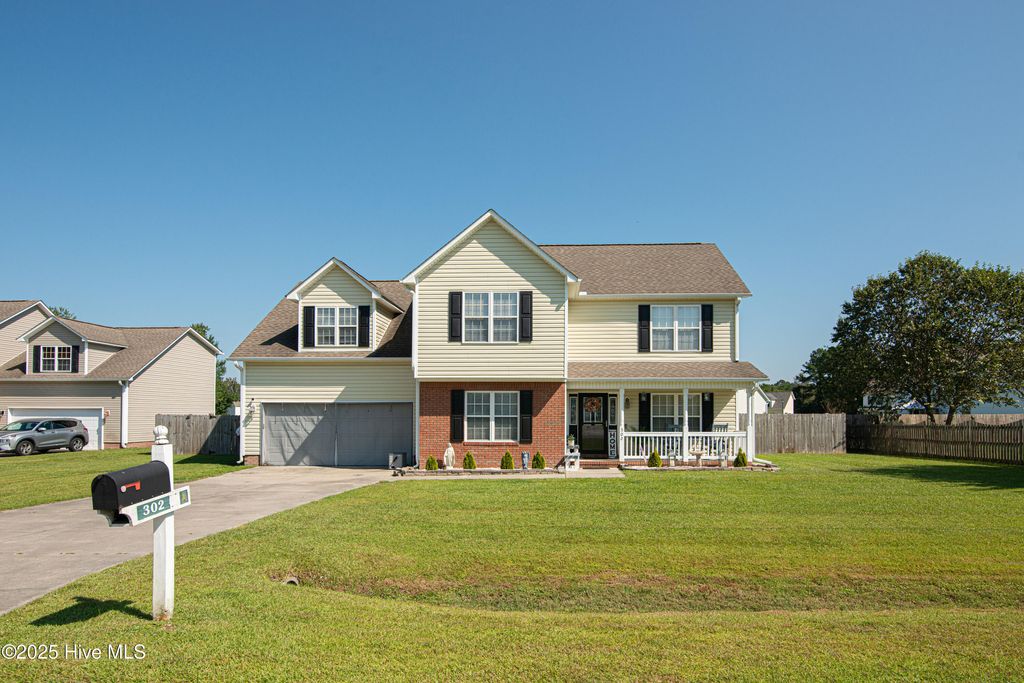 Photo of 302 Honey Court W, Jacksonville, NC 28540 (MLS # 100532301)