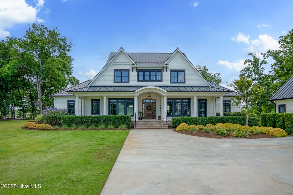 Photo of 223 Dugald Lane, Hampstead, NC 28443 (MLS # 100520866)
