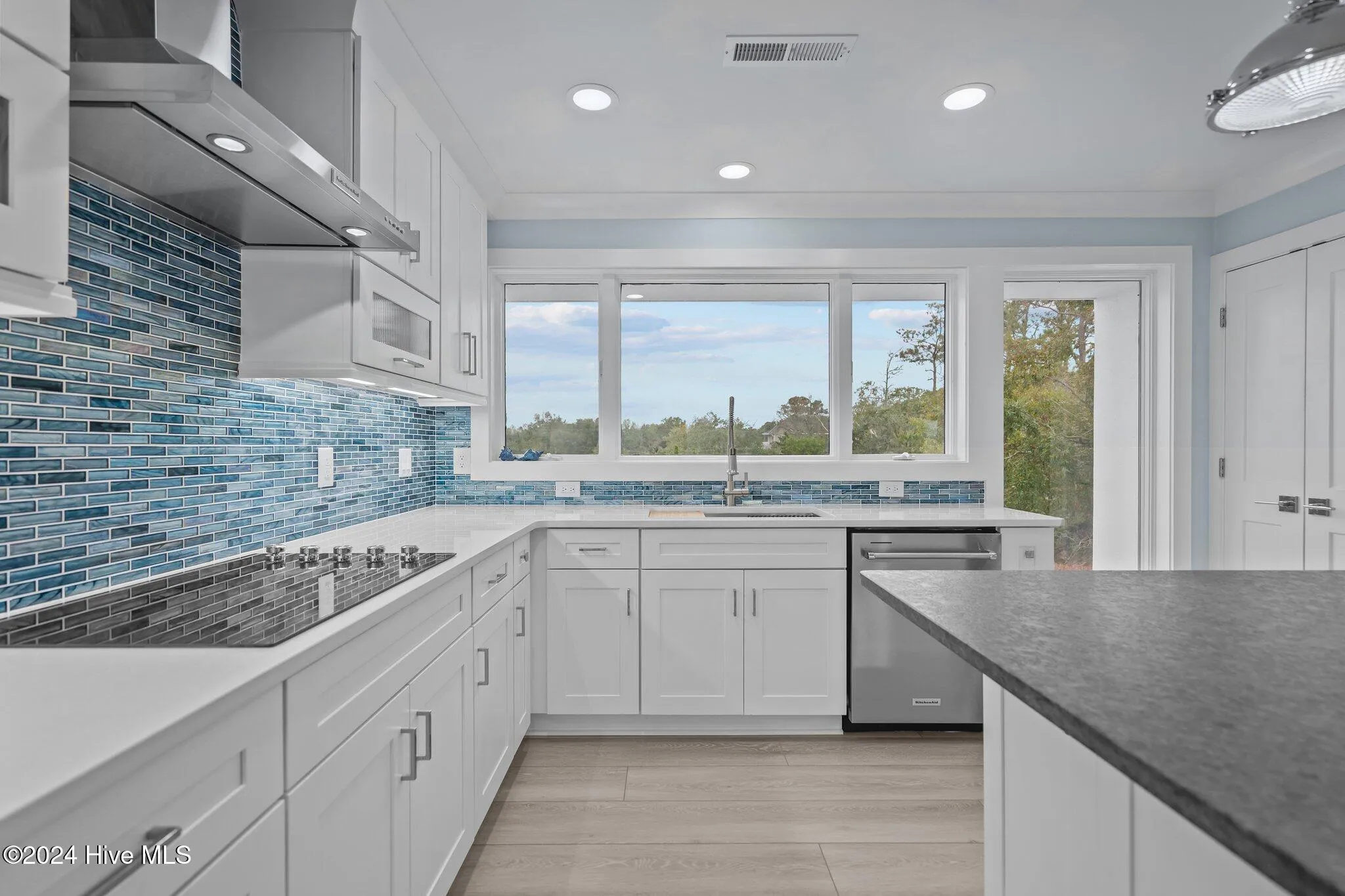 Wilmington, North Carolina 28409, United States, 4 Bedrooms Bedrooms, ,3 BathroomsBathrooms,Residential,Active,34090