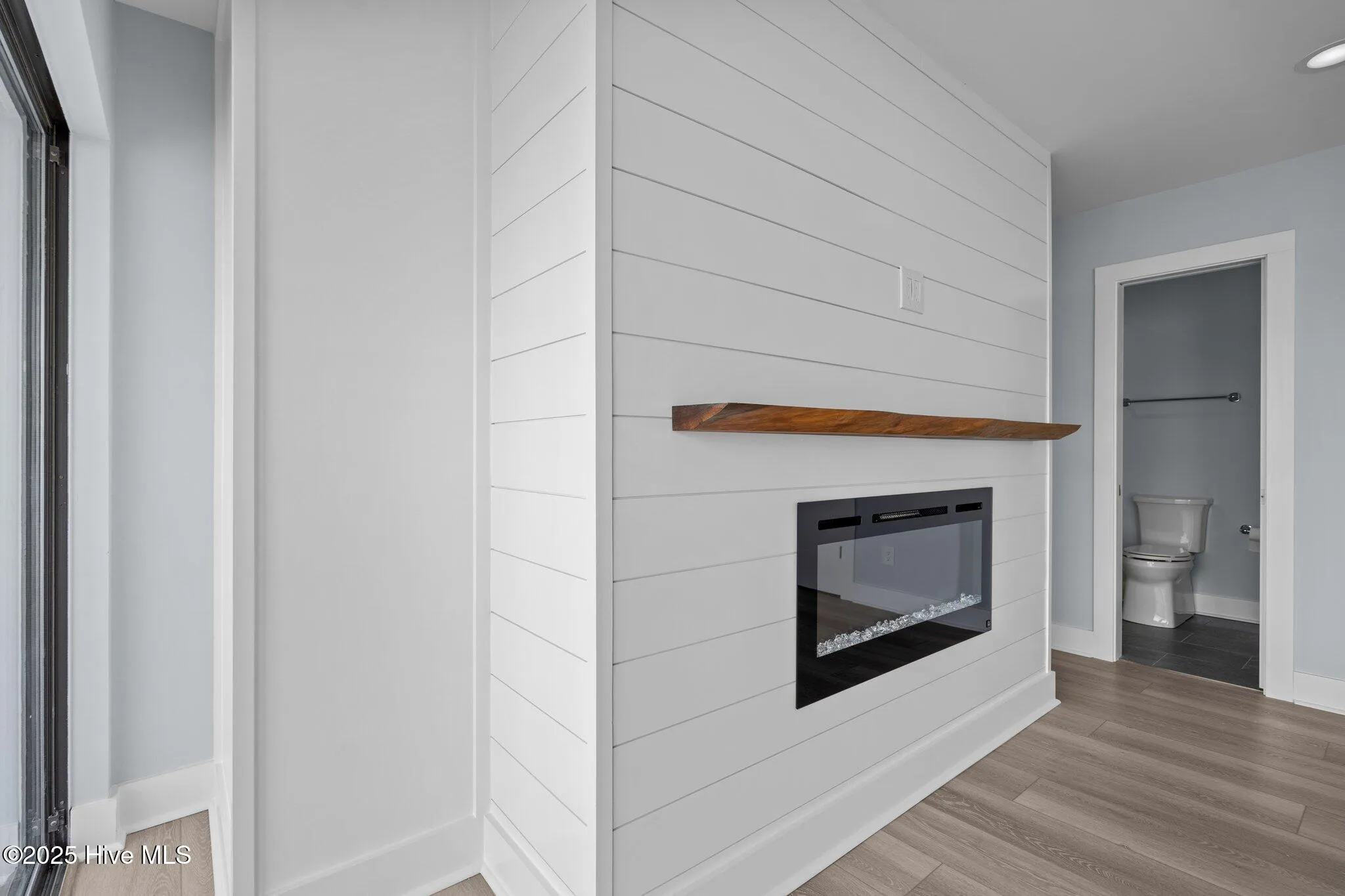 Wilmington, North Carolina 28409, United States, 4 Bedrooms Bedrooms, ,3 BathroomsBathrooms,Residential,Active,34090