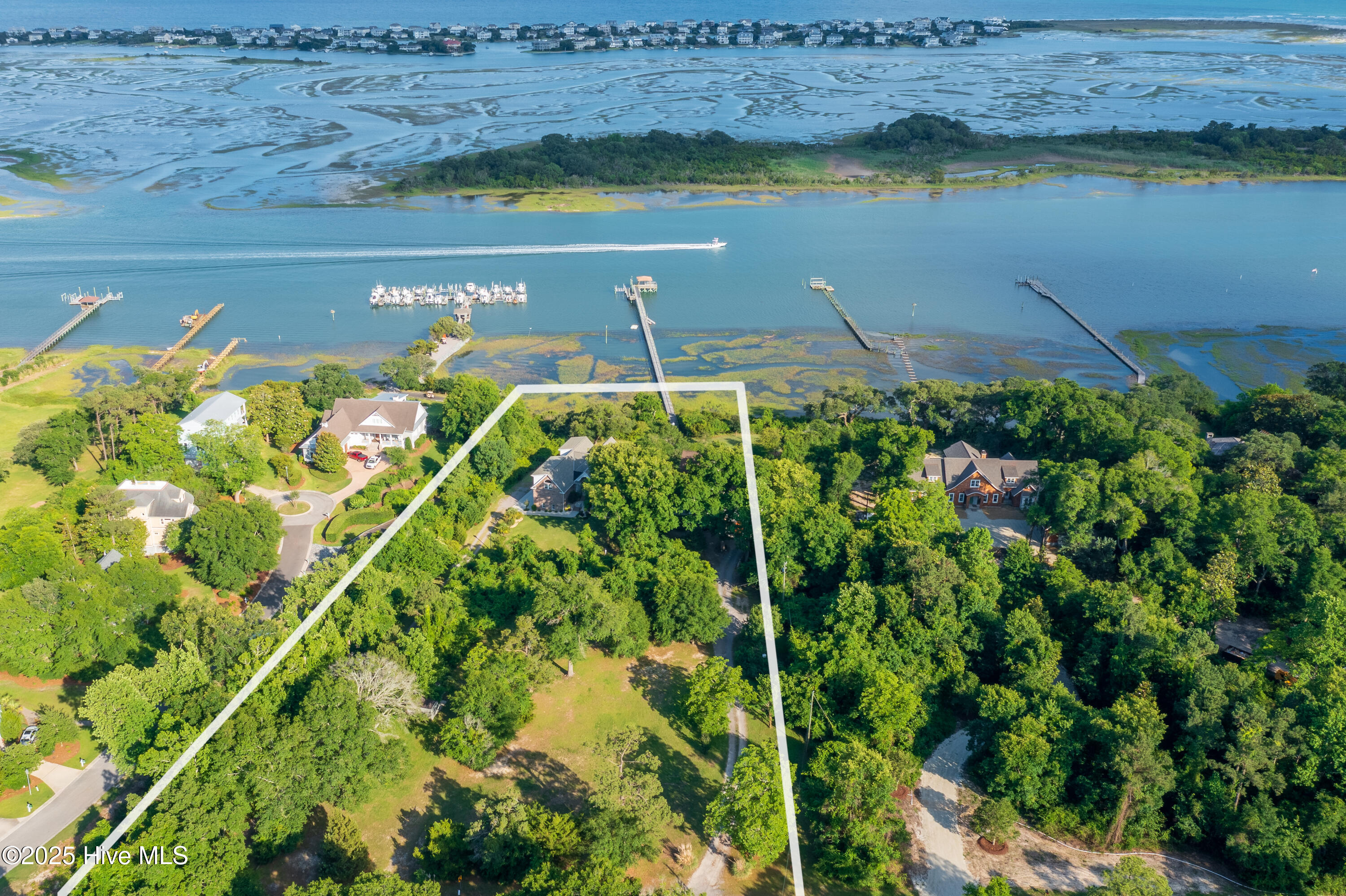 1901 Middle Sound Loop Road