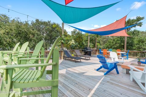 A home in Oak Island