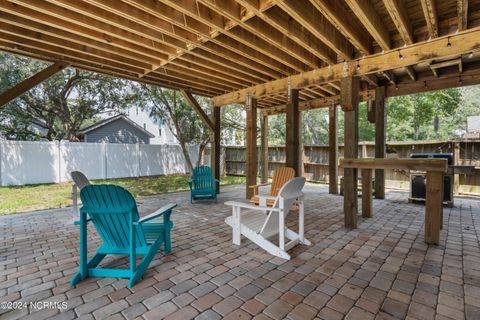 A home in Oak Island