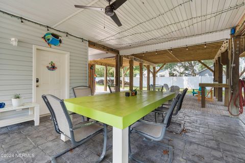 A home in Oak Island