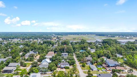 A home in Oak Island