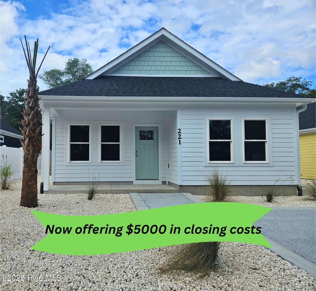 Photo of 221 NE 75th Street, Oak Island, NC 28465 (MLS # 100527490)