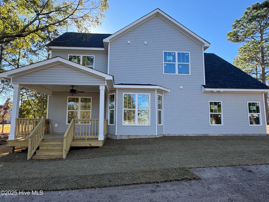 Photo of 113 Avon Drive, Hubert, NC 28539 (MLS # 100528719)