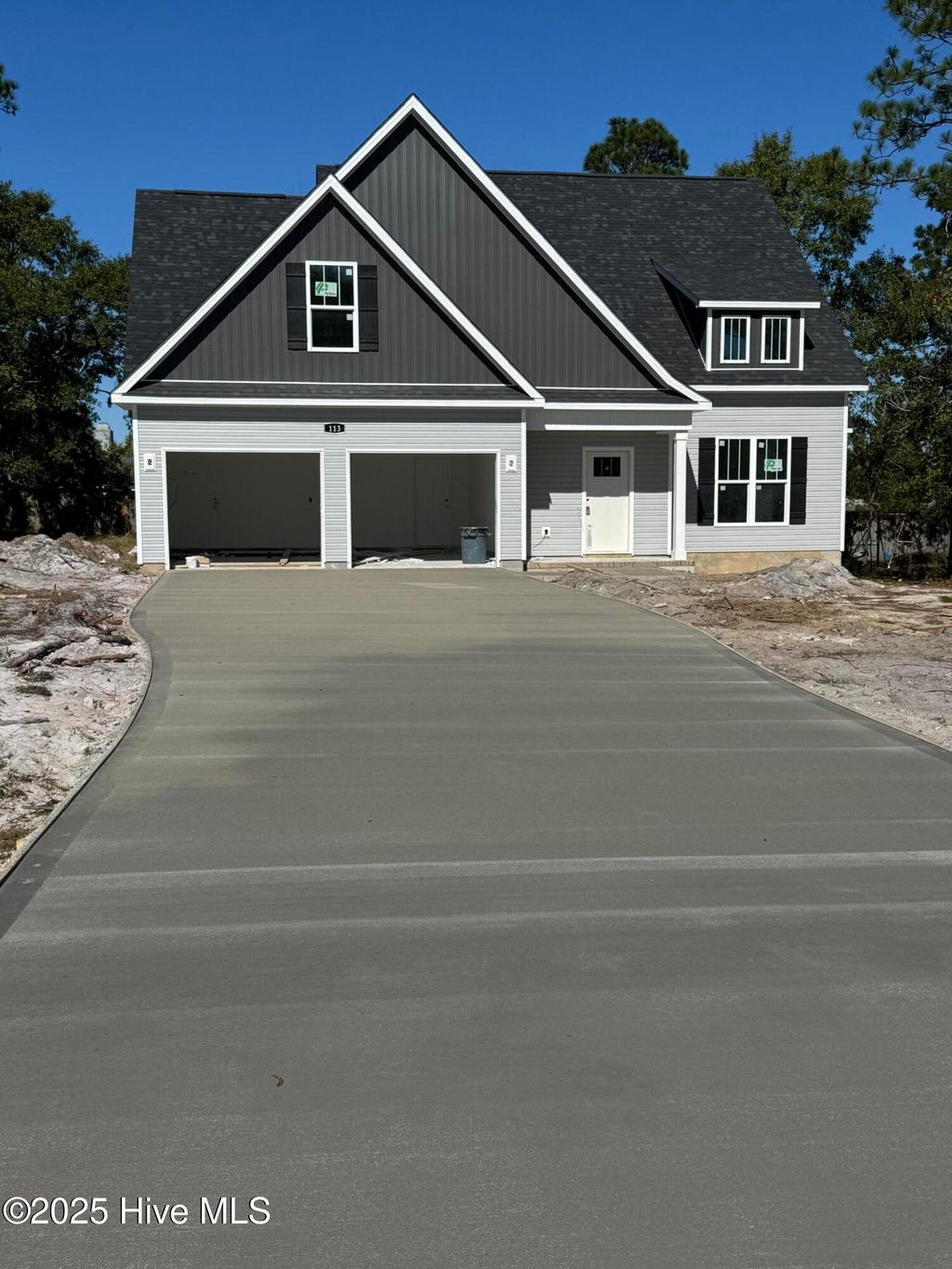 Photo of 113 Avon Drive, Hubert, NC 28539 (MLS # 100528719)