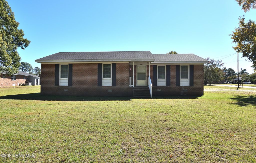Photo of 701 Karen Place, Rocky Mount, NC 27801 (MLS # 100538836)