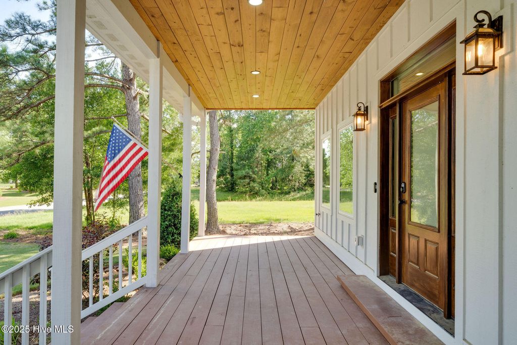 Photo of 238 Sycamore Forest Drive, Wallace, NC 28466 (MLS # 100510612)