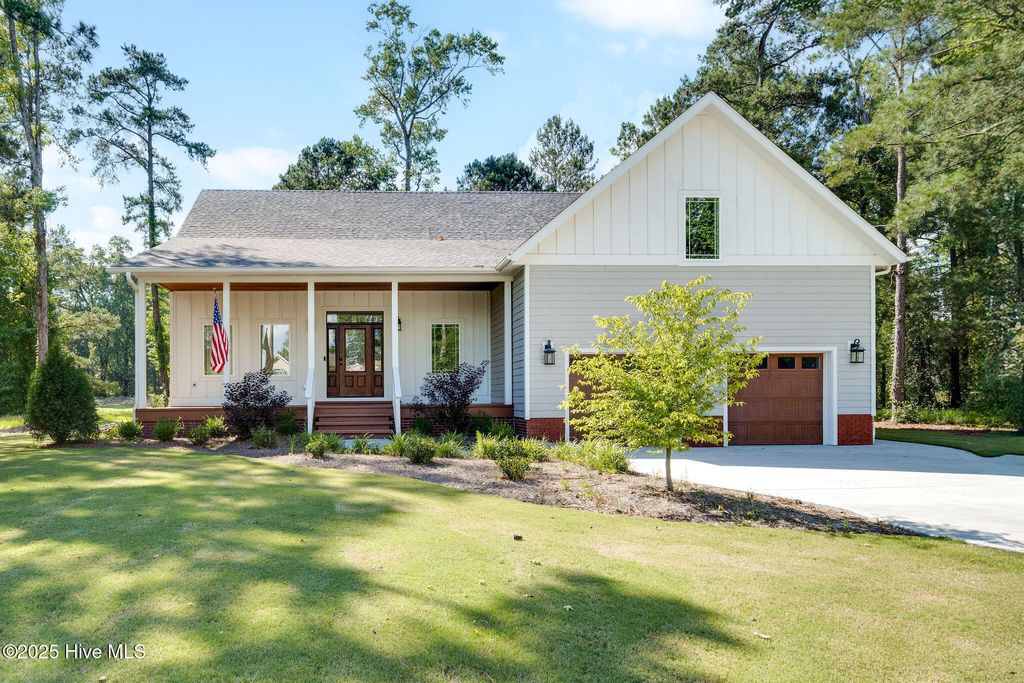 Photo of 238 Sycamore Forest Drive, Wallace, NC 28466 (MLS # 100510612)