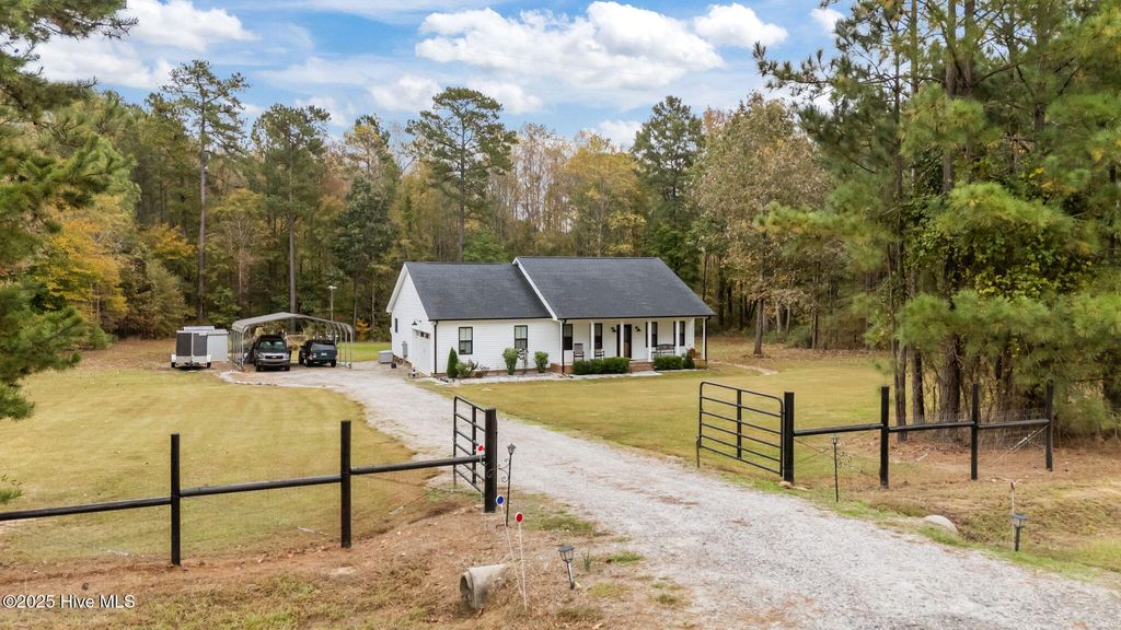 Photo of 457 Reynolds Road, Louisburg, NC 27549 (MLS # 100538549)