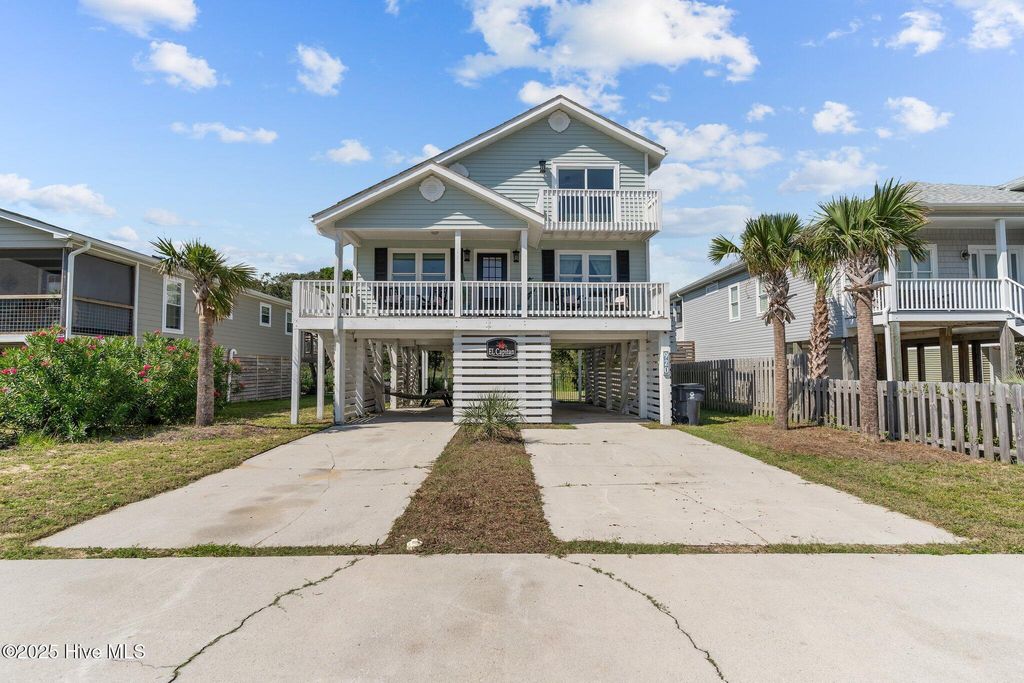 Photo of 920 E Pelican Drive, Oak Island, NC 28465 (MLS # 100526699)