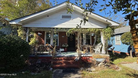 Photo of 1020 S 8th Street, Wilmington, NC 28401 (MLS # 100539033)