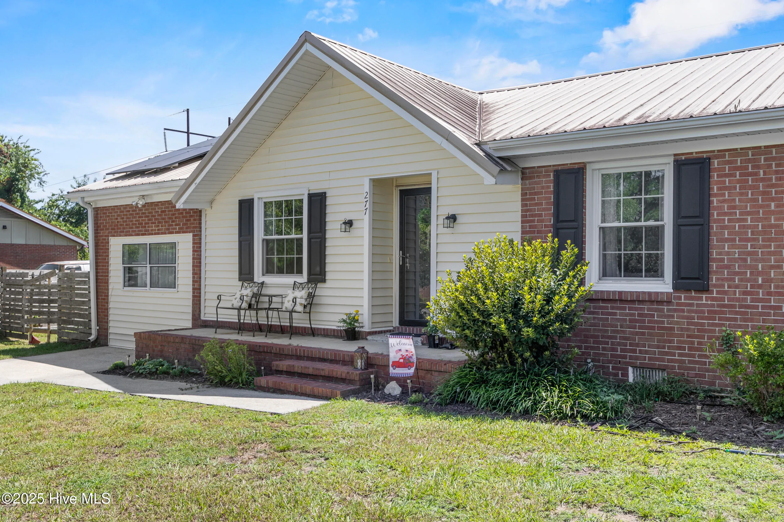 Wilmington, North Carolina 28411, United States, 3 Bedrooms Bedrooms, ,2 BathroomsBathrooms,Residential,Pending,181240