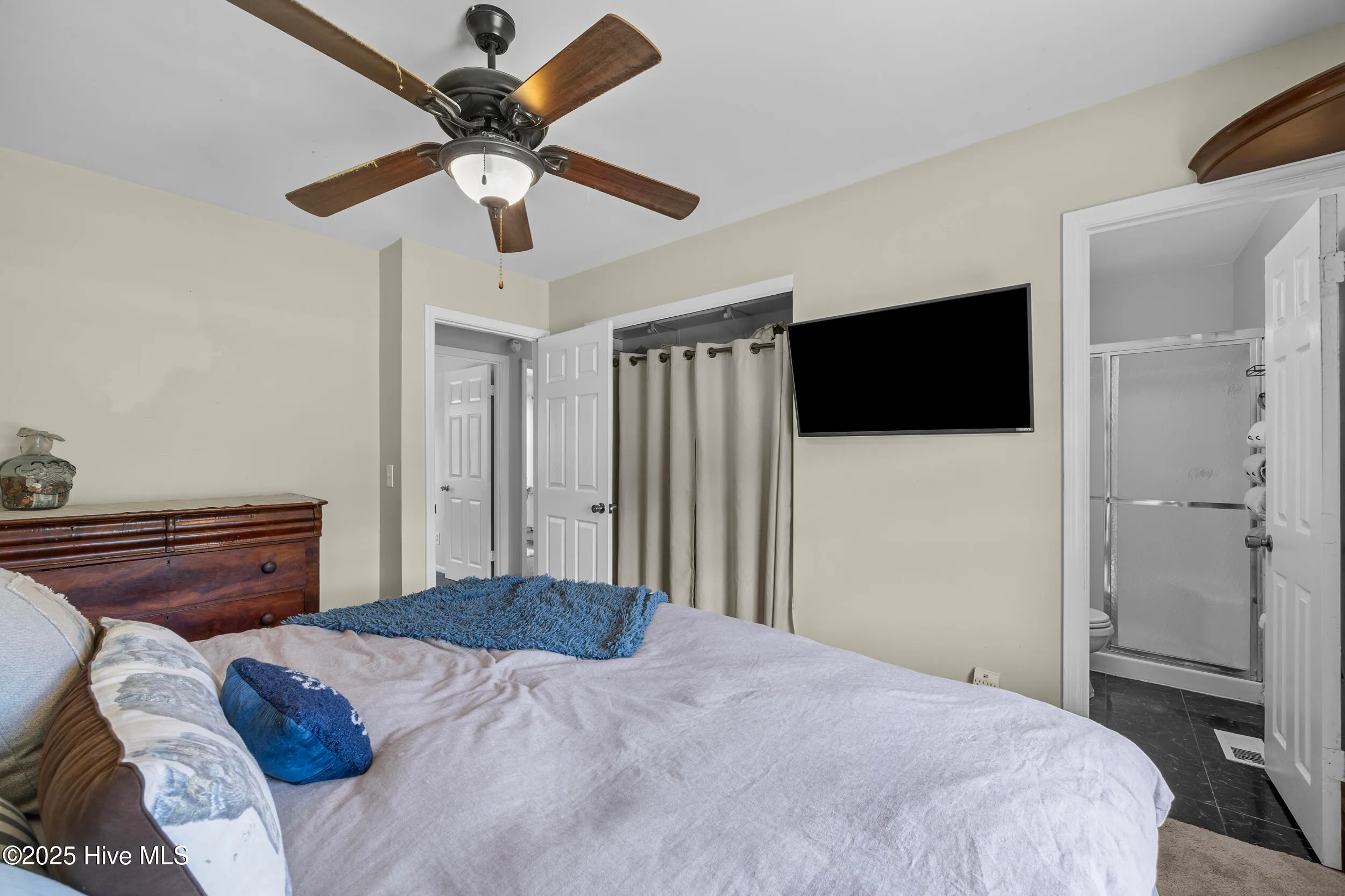 Wilmington, North Carolina 28411, United States, 3 Bedrooms Bedrooms, ,2 BathroomsBathrooms,Residential,Pending,181240