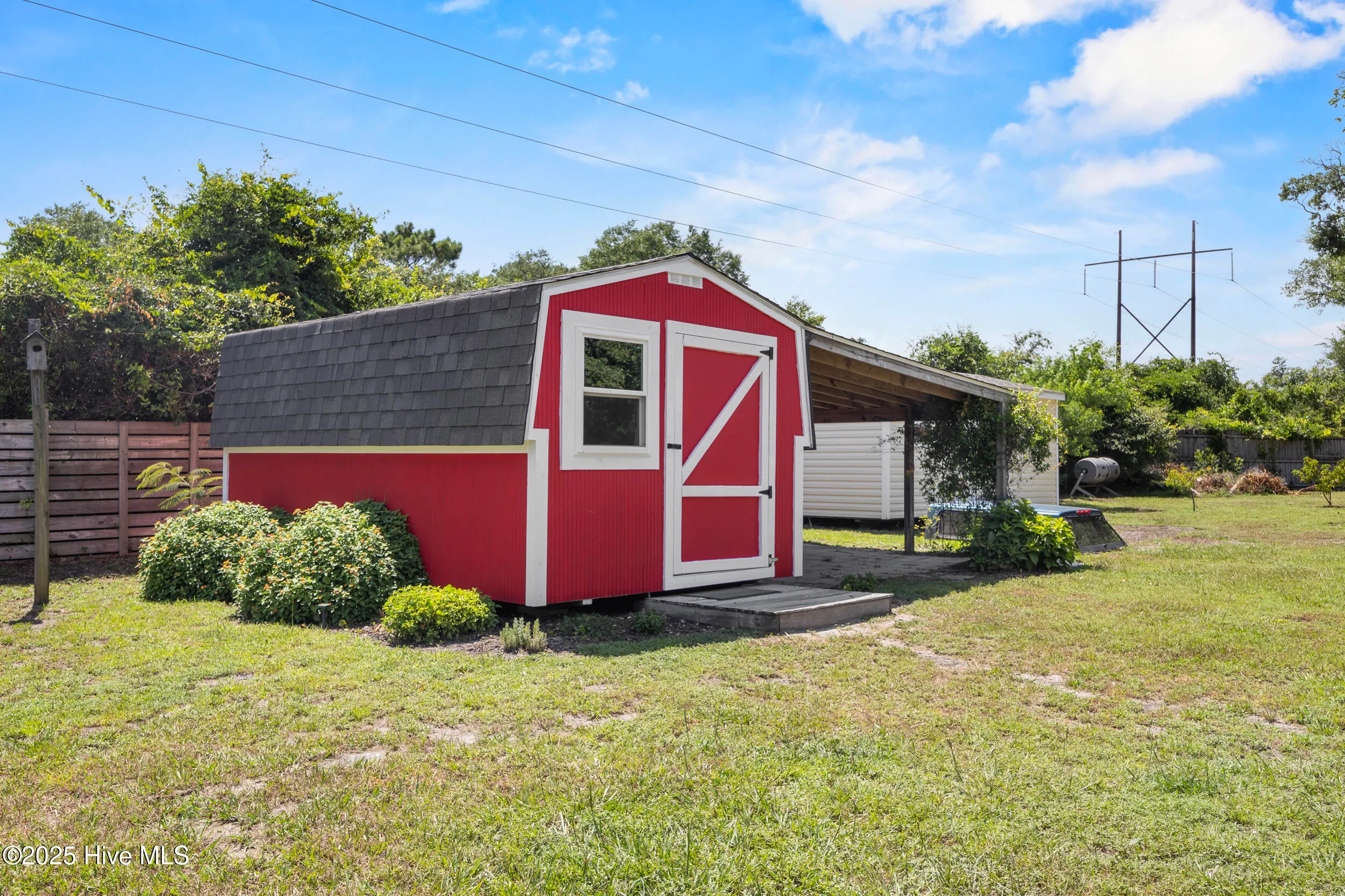 Wilmington, North Carolina 28411, United States, 3 Bedrooms Bedrooms, ,2 BathroomsBathrooms,Residential,Pending,181240